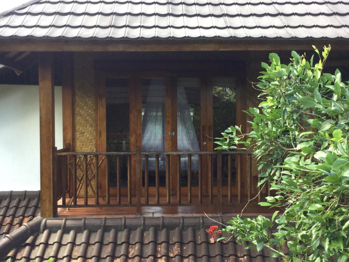 Villa Jati Mangsit Senggigi Exteriör bild